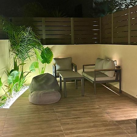 Haris White Apartment Roussospítion 외부 사진