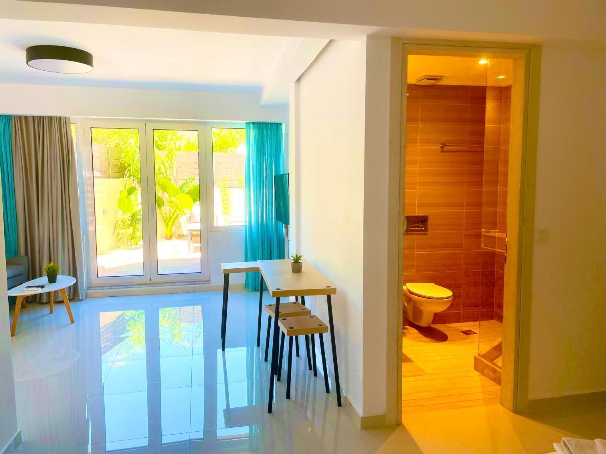 Haris White Apartment Roussospítion 외부 사진
